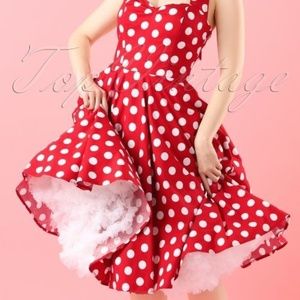 - RED, White or Black Full sweep Petticoat 2 Huge thick soft layers of nylon…